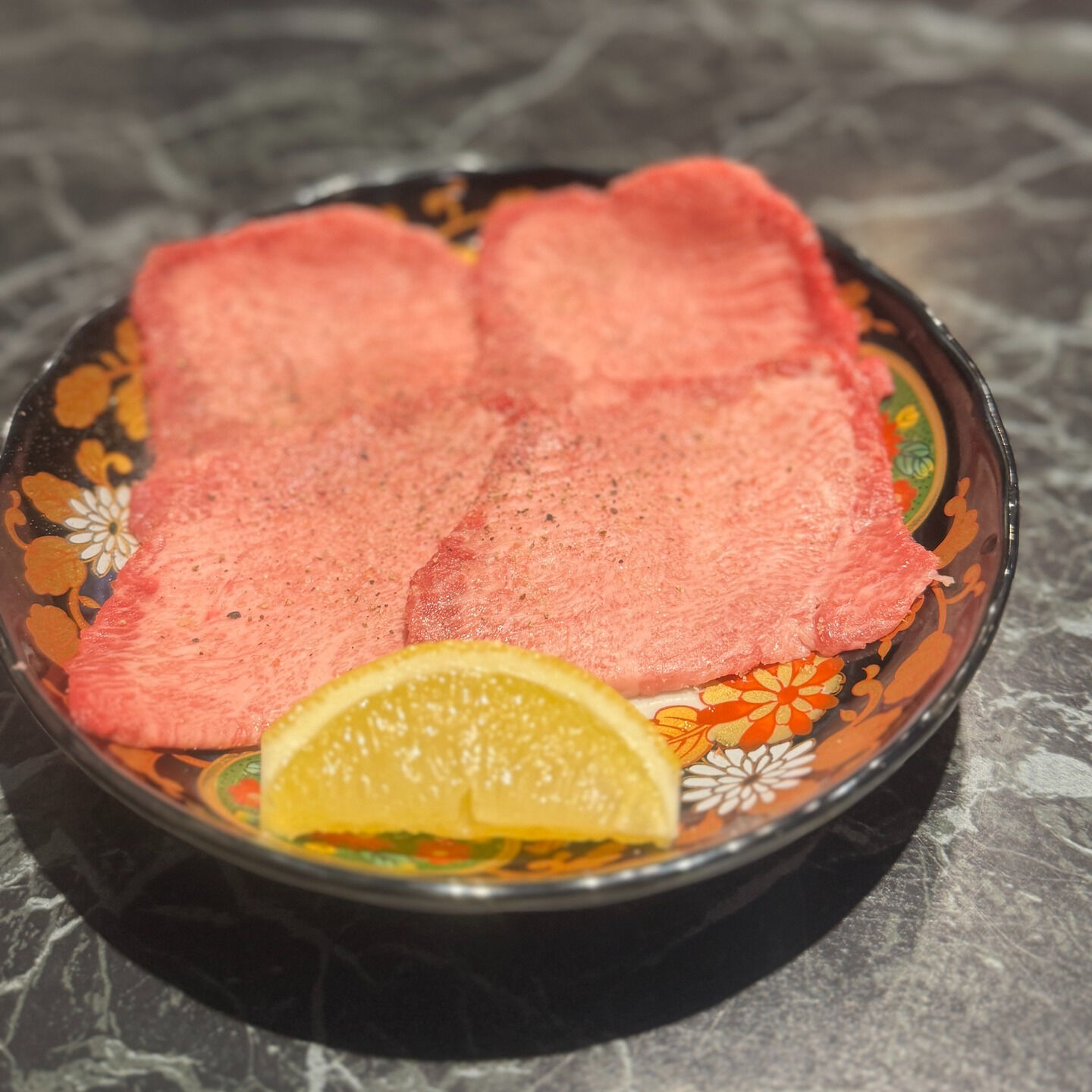 🍽️✨ 武蔵新城で極上の焼肉が楽しめる「焼肉極本店」で、特別